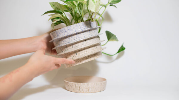 Blue-Green Gradient UFO Plant Pot (Firsts)