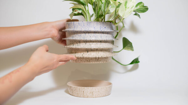 Blue-Green Gradient UFO Plant Pot (Firsts)