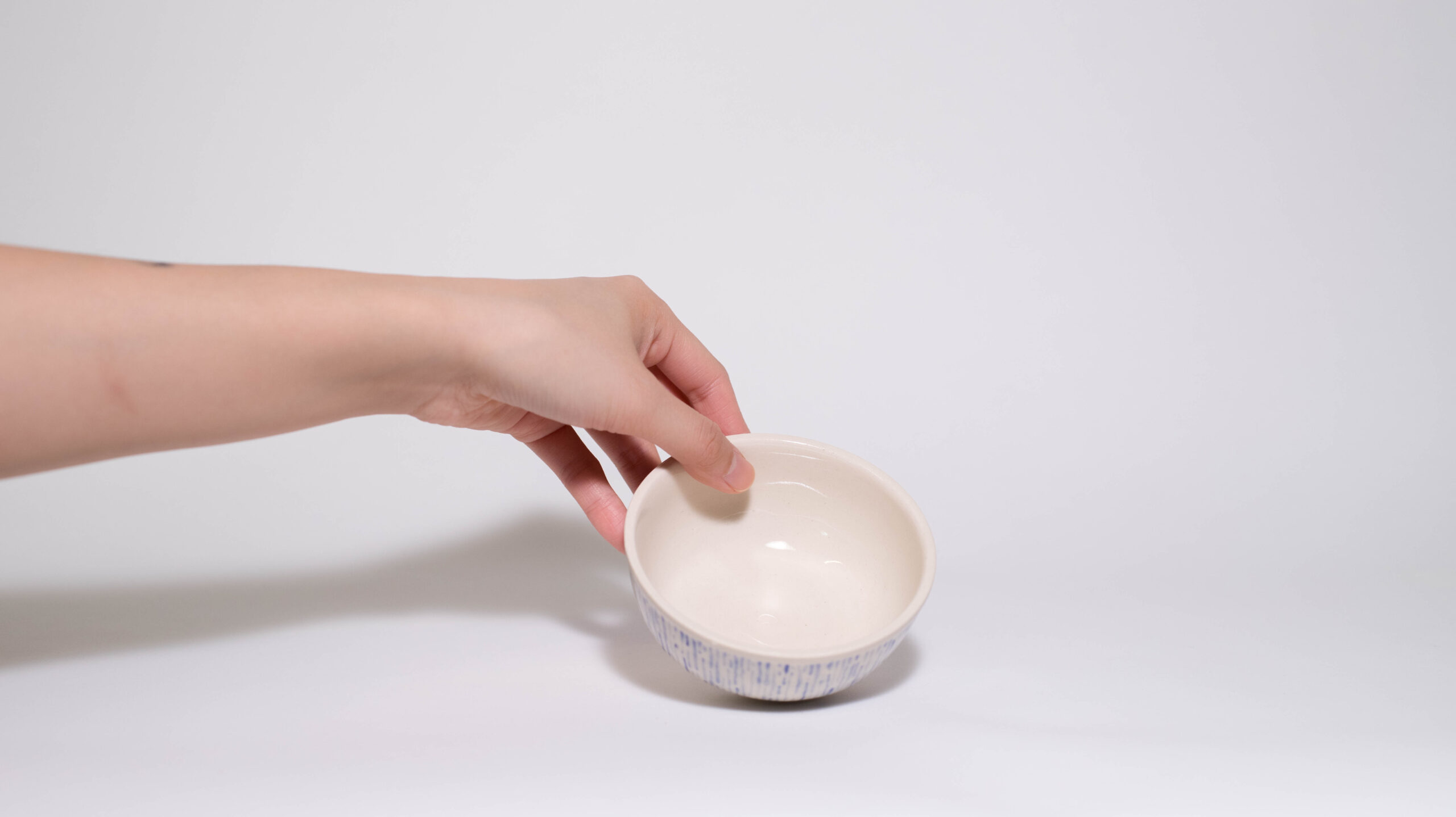 Rice Bowl with Wiggly Lines (Blue) - Image 3